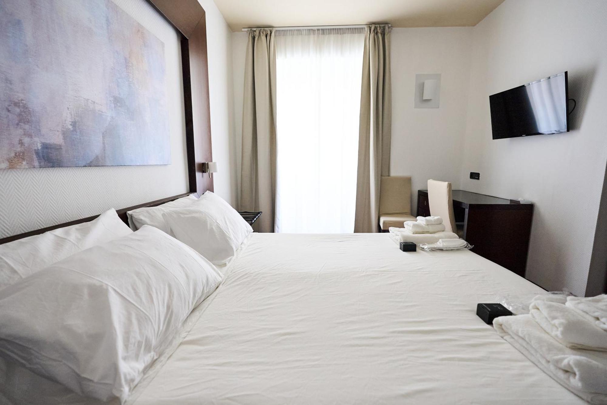 Gemini Rooms — Photos 1